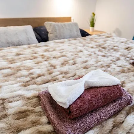 Apartment 101 *