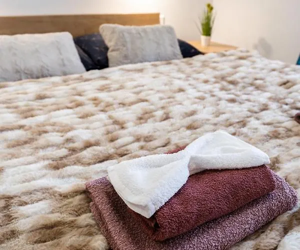 Διαμέρισμα 101 *